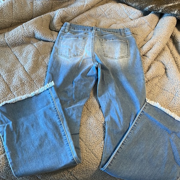 Fashion Nova sized 5L - Picture 2 of 4